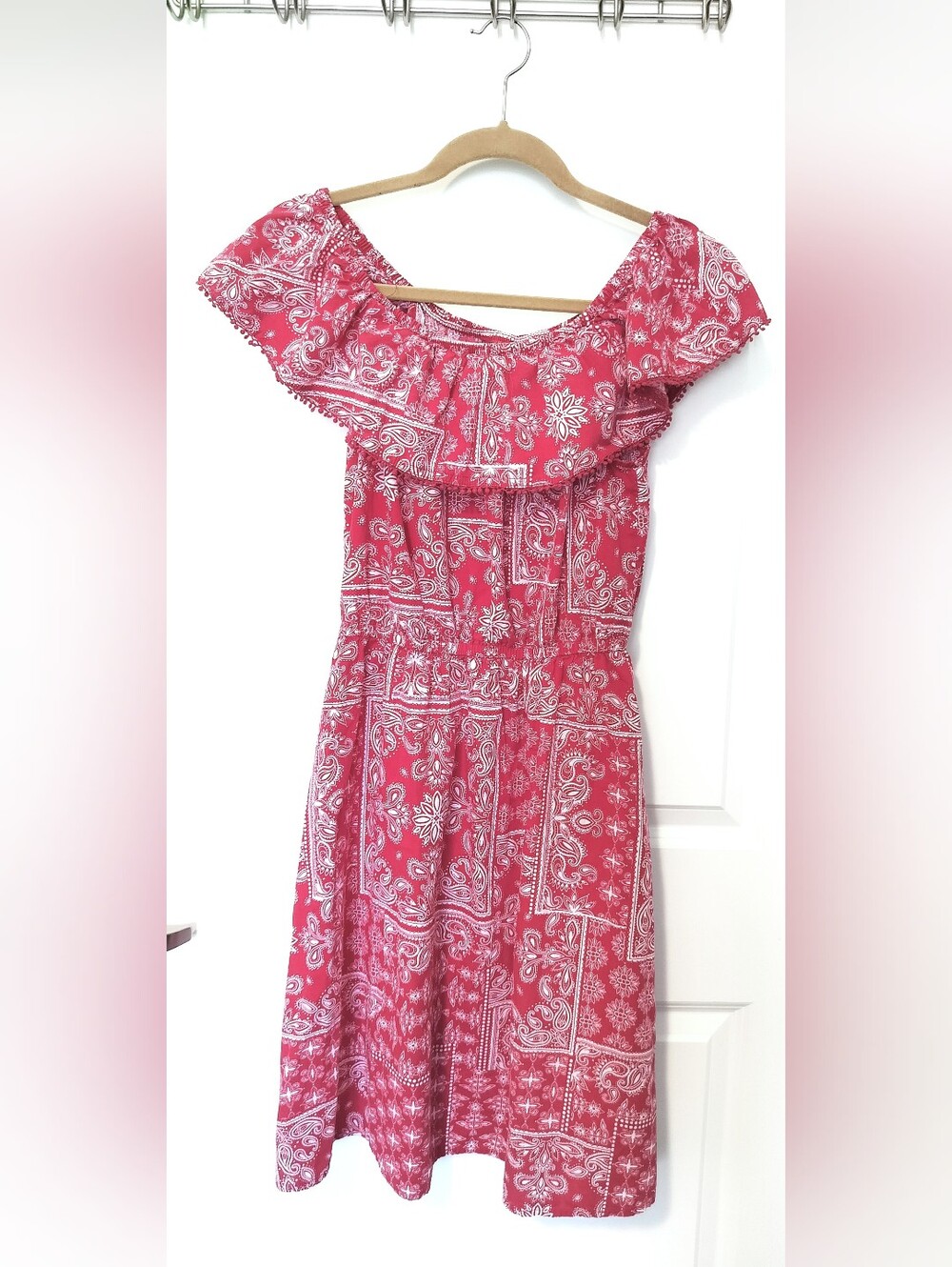 Faded Glory Women's S (4-6)Red Bandana Paisley Off-The-Shoulder Dress